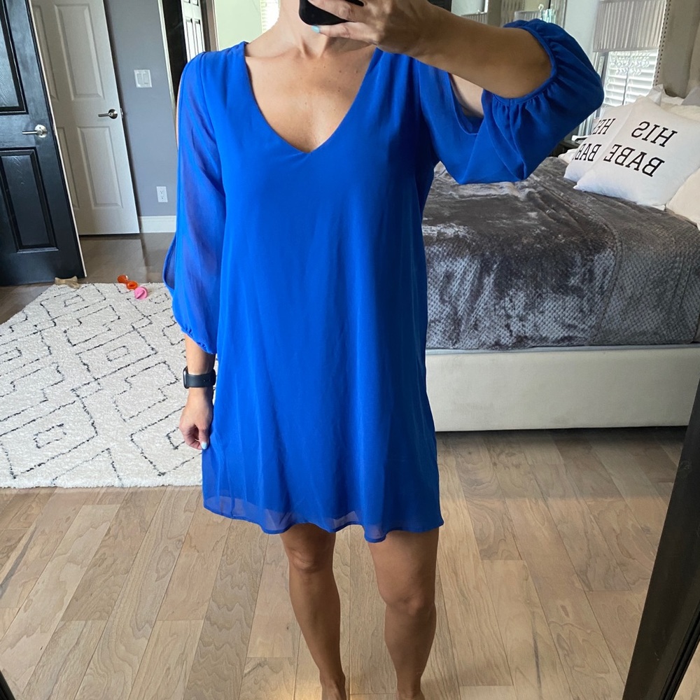 Lulus split sleeve swing dress Sz xs